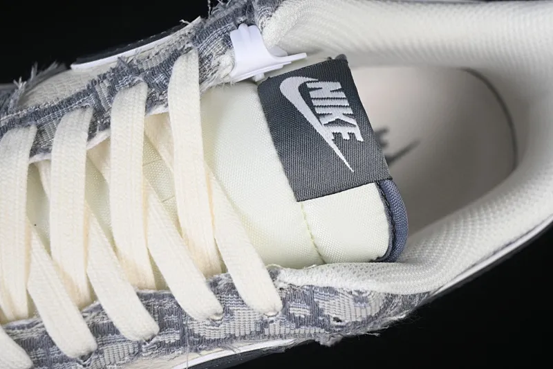 All categories Nk Air Force 1 Air Force series Nk Air Force 1 Low Air Force low top Nike Air Force 1'07 Low Dior joint pattern beige gray red Air Force 1 low top casual sneakers MZ9588-807